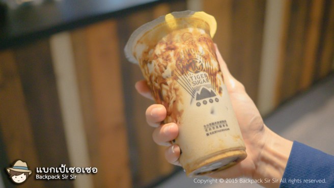 รีวิวชานมไข่มุก Brown Sugar Boba Milk ร้าน Tiger Sugar 老虎堂 ชาไข่มุกไต้หวัน Bubble Tea in Taipei